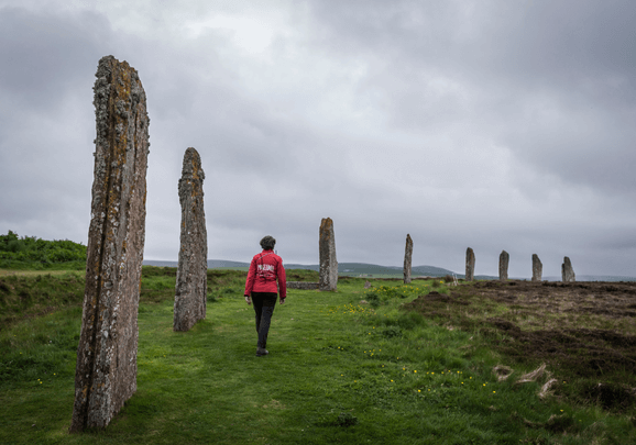 Wir besuchen auf den britischen Orkney-Inseln den beeindruckenden Ring von Brodgar